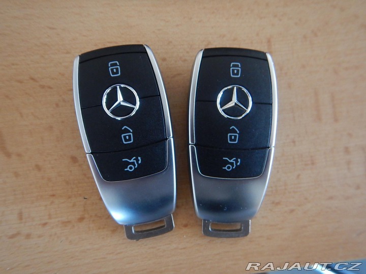 Mercedes-Benz GLE 400 D 4MATIC ČR 2020