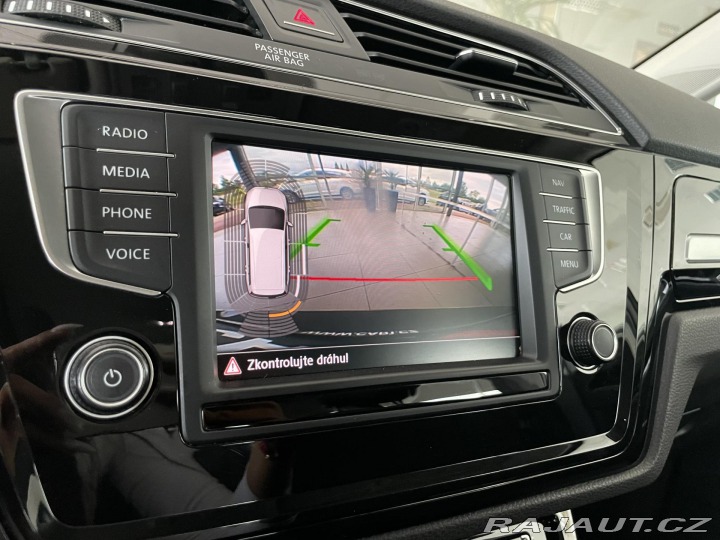 Volkswagen Touran 2,0TDI DSG*HighLine*Masáž 2016