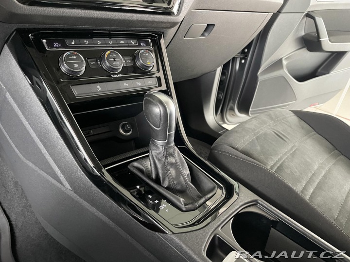 Volkswagen Touran 2,0TDI DSG*HighLine*Masáž 2016