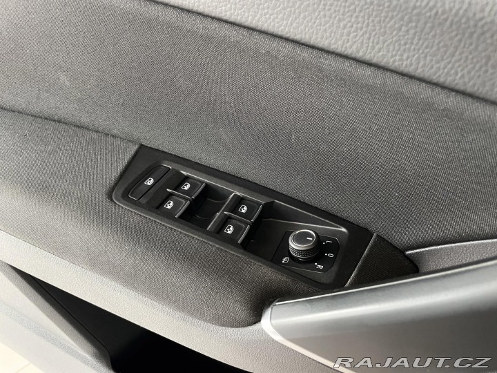 Volkswagen Touran 2,0TDI DSG*HighLine*Masáž 2016