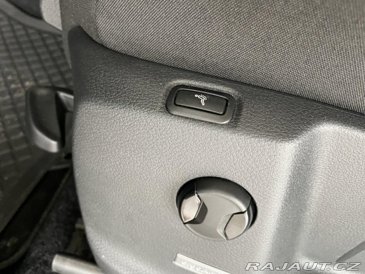 Volkswagen Touran 2,0TDI DSG*HighLine*Masáž 2016
