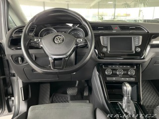 Volkswagen Touran  1800