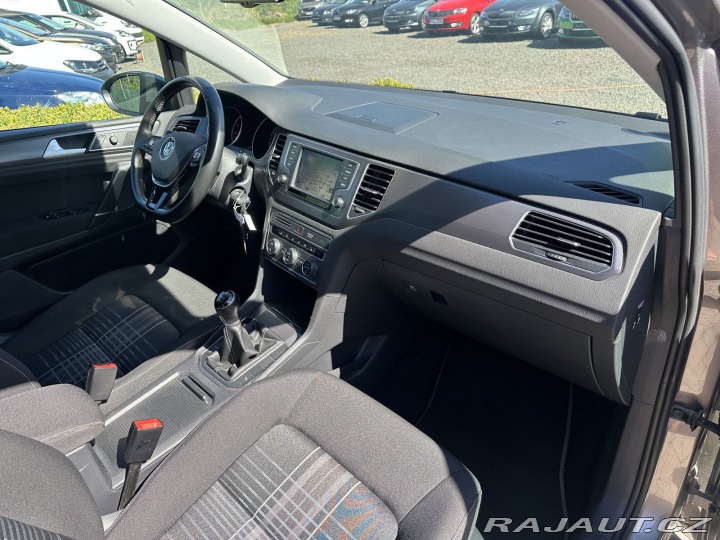 Volkswagen Golf Sportsvan 1,4TSI 92kW LOUNGE NAVI 1 2015
