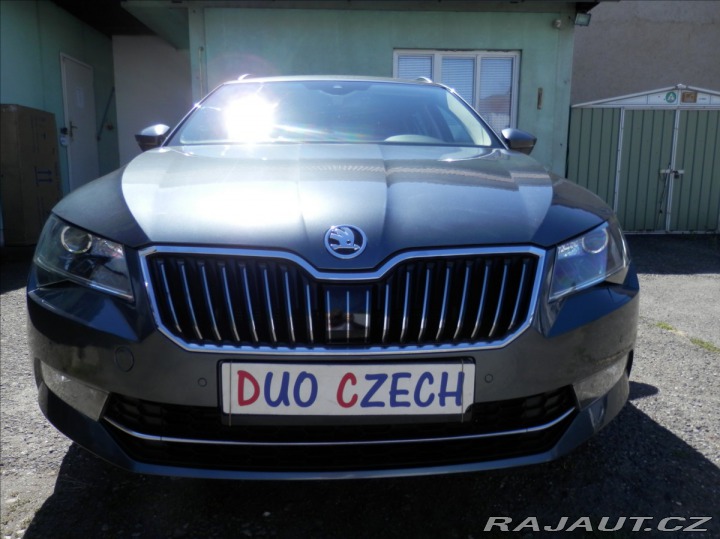 Škoda Superb 2,0 TDi 110kW DSG kombi 2019