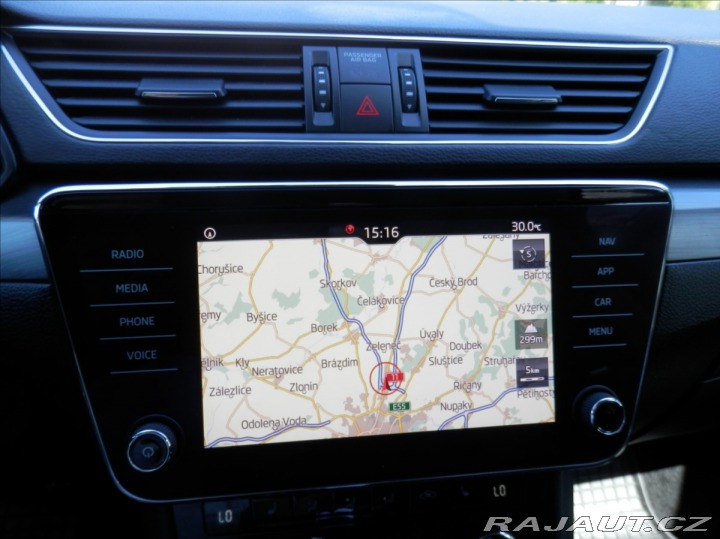Škoda Superb 2,0 TDi 110kW DSG kombi 2019