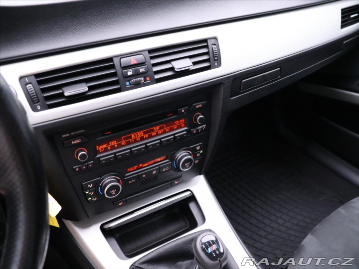 BMW 3 2,0 320d 120kW Aut.klima 2007