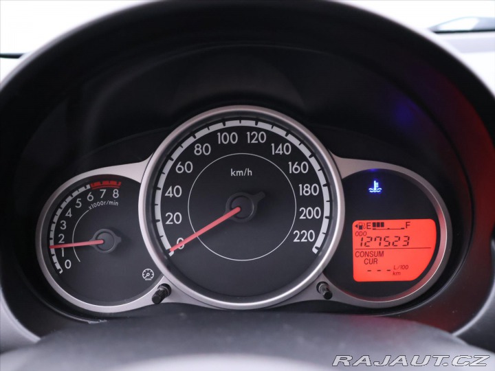 Mazda 2 1,4 i Aut.klima Výhř.seda 2012