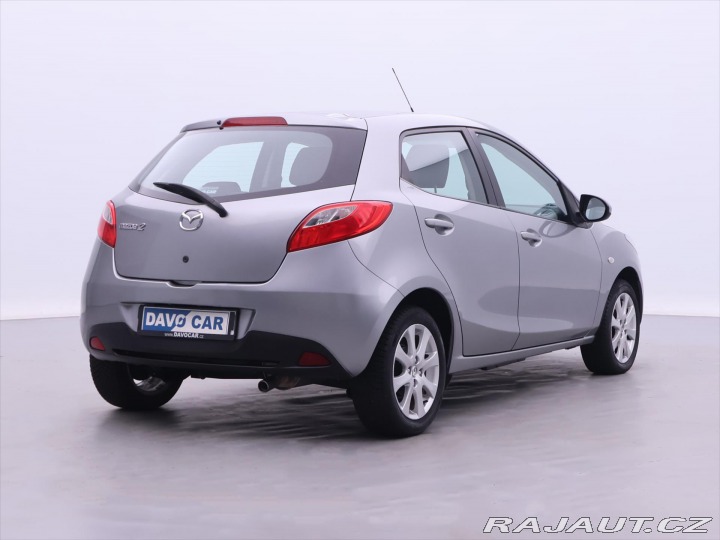 Mazda 2 1,4 i Aut.klima Výhř.seda 2012