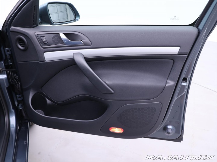 Škoda Octavia 1,6 i 75kW Aut.klima 860 2005