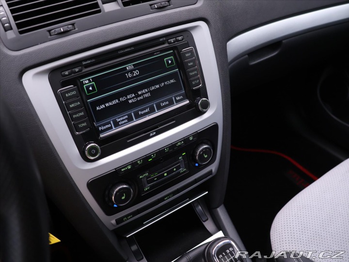 Škoda Octavia 2,0 TSI 147kW RS Xenon Ků 2011