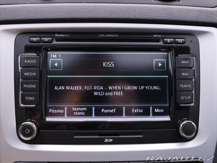 Škoda Octavia 2,0 TSI 147kW RS Xenon Ků 2011