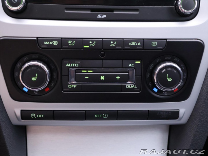 Škoda Octavia 2,0 TSI 147kW RS Xenon Ků 2011