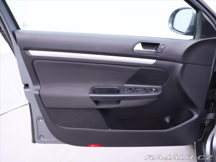 Volkswagen Golf 1,2 TSI 77kWHighline Navi 2011