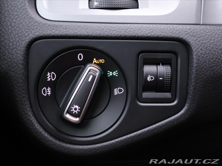 Volkswagen Golf 1,2 TSI R-Line Navi 1.Maj 2016