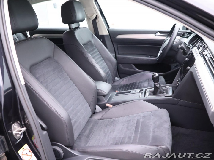 Volkswagen Passat 2,0 TDI 110kW CZ R-Line 2017