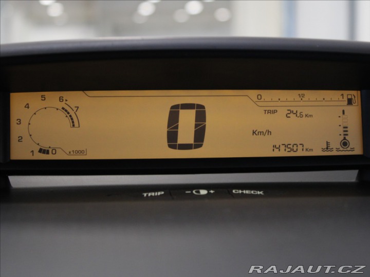 Citroën C4 1,4 i KLIMA 2.maj. Akční 2009