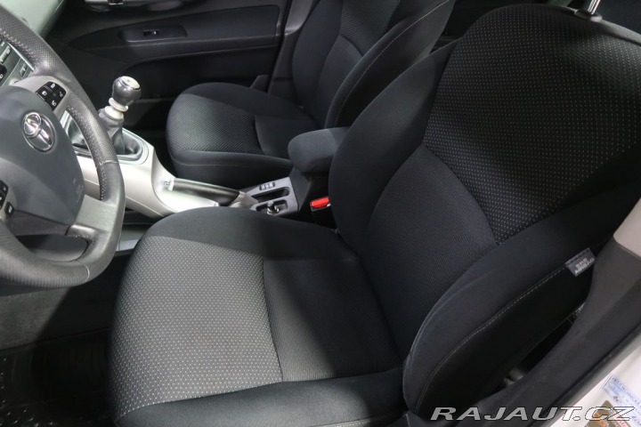 Toyota Auris 1.6VVT-i,CZ,Manuál 2011