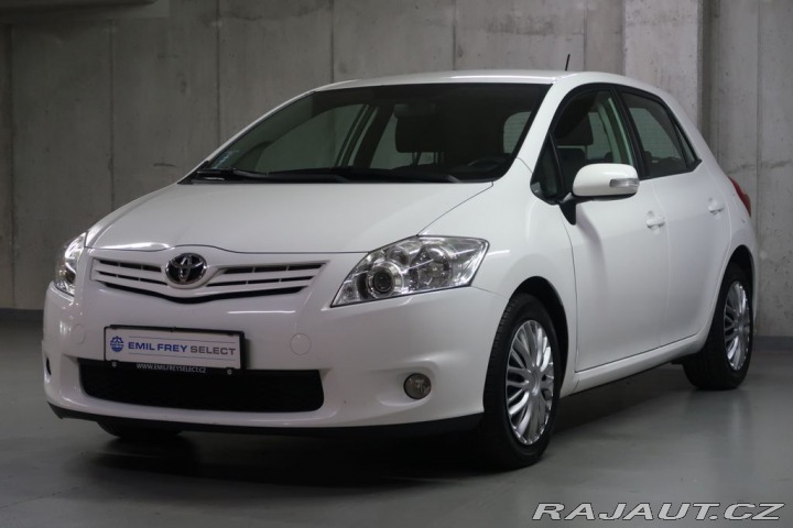 Toyota Auris 1.6VVT-i,CZ,Manuál 2011