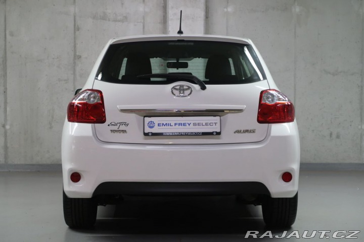 Toyota Auris 1.6VVT-i,CZ,Manuál 2011