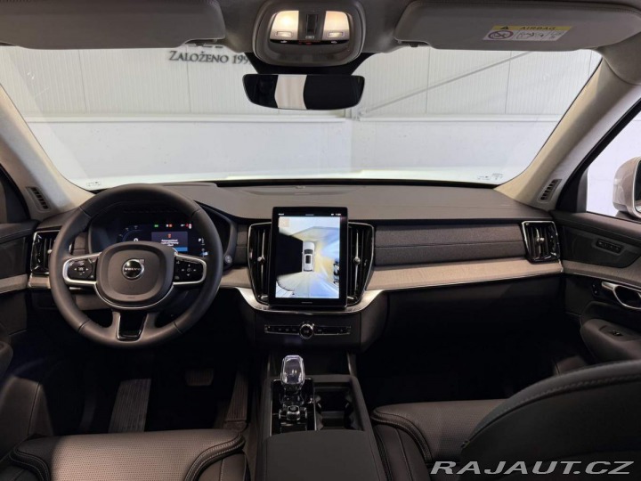 Volvo XC90 B5 2.0L 250+14k AT8 AWD U 2025