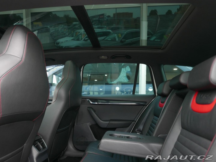 Škoda Octavia RS 2,0TSI REZERVACE 2014