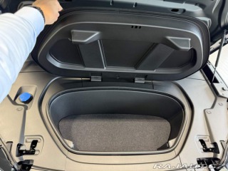 Volvo EX40 PLUS RWD Extended Range 2025