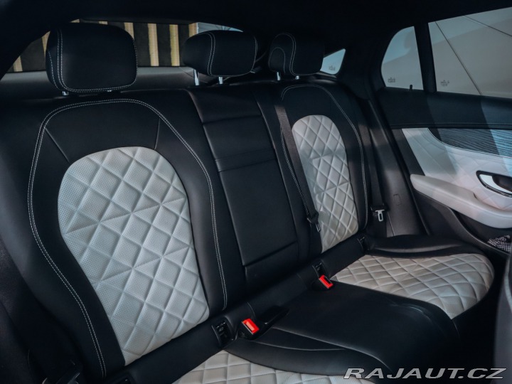 Mercedes-Benz GLC 400d 4M AMG kupé 2020
