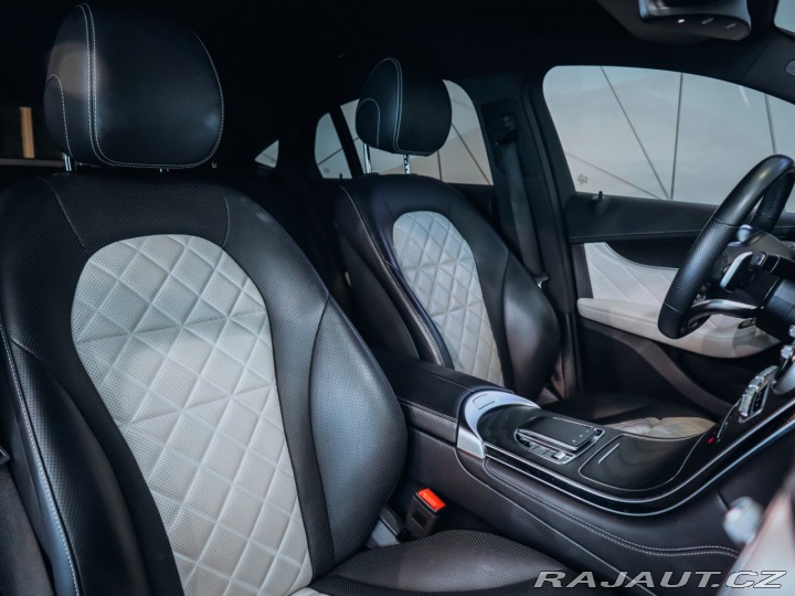 Mercedes-Benz GLC 400d 4M AMG kupé 2020