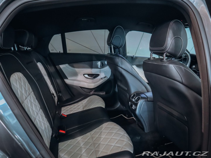 Mercedes-Benz GLC 400d 4M AMG kupé 2020