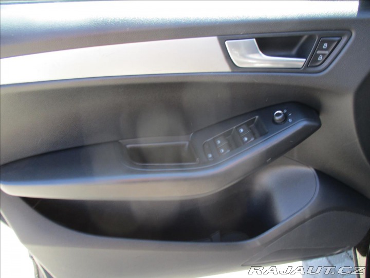 Audi Q5 2,0 TDi Quattro S-Tronic 2011