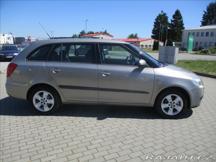 Škoda Fabia 1,2 HTP Klima Tažné CZaut 2008