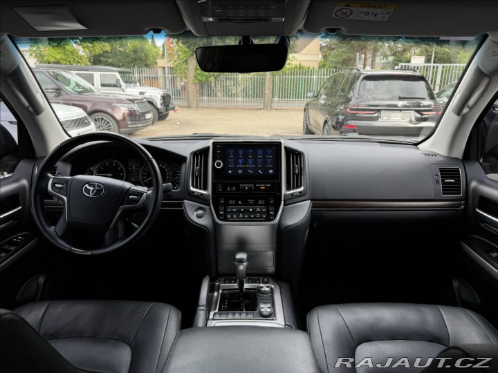 Toyota Land Cruiser 4,6   200 Premium 2019