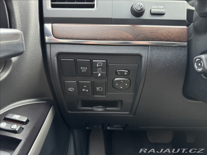 Toyota Land Cruiser 4,6   200 Premium 2019