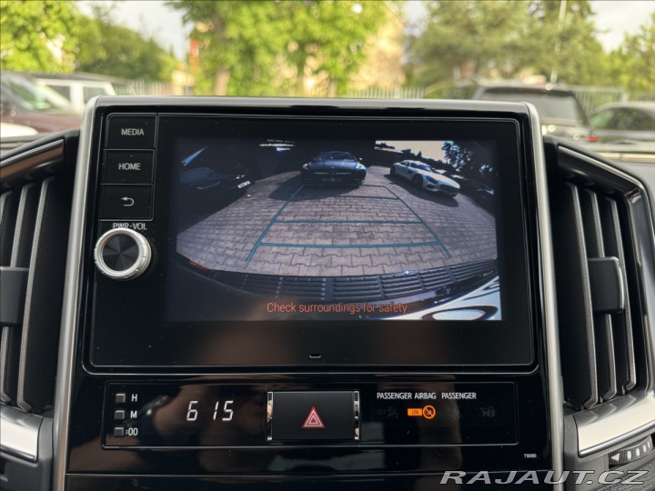 Toyota Land Cruiser 4,6   200 Premium 2019