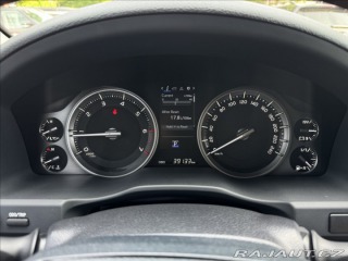 Toyota Land Cruiser 4,6   200 Premium 2019