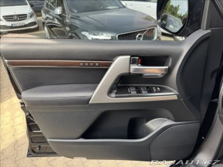 Toyota Land Cruiser 4,6   200 Premium 2019