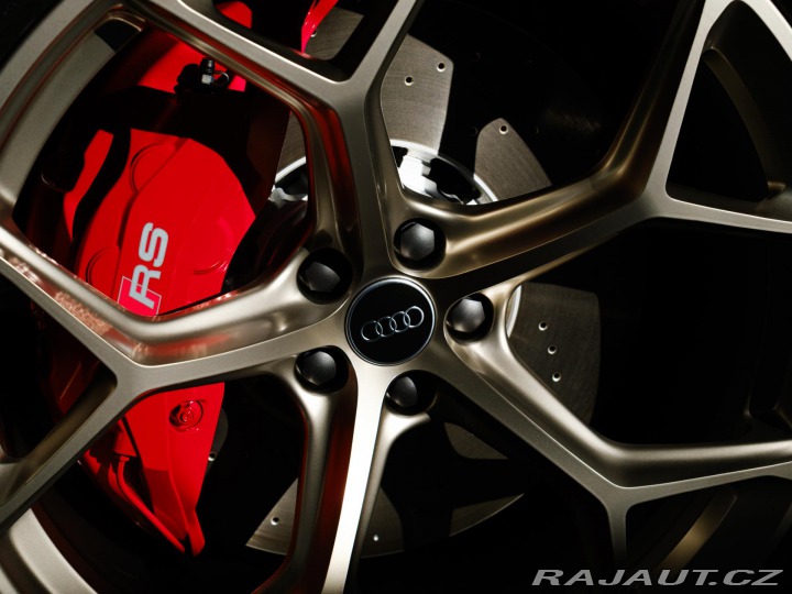 Audi RS6 Performance, B&O, DPH 2025