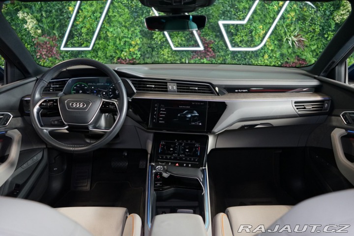 Audi e-tron 55*PANO*TAŽ*MATRIX*B& 2020