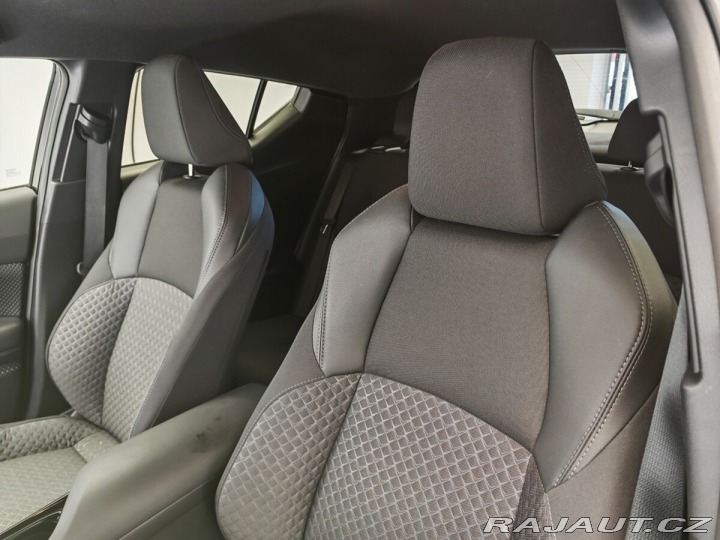 Toyota C-HR 2.0 Hybrid 4x2 Style 2023