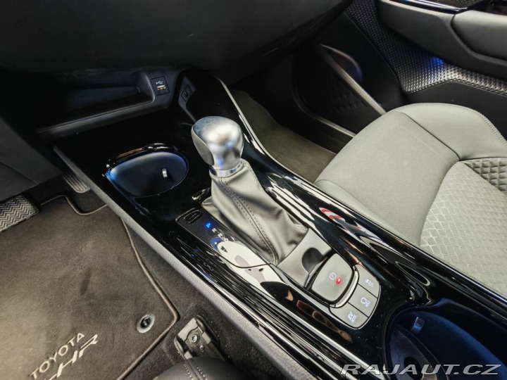 Toyota C-HR 2.0 Hybrid E-CVT Style 2023