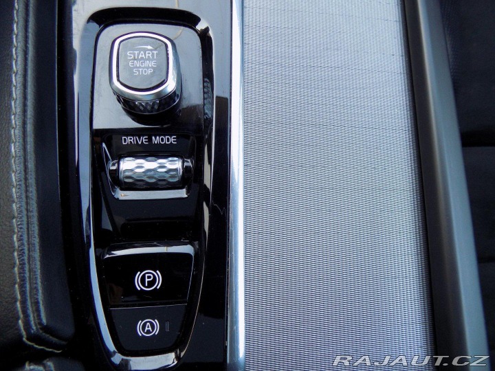 Volvo XC90 2.0d/B5/AWD/Active-LED/ 2021