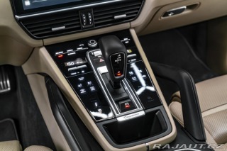 Porsche Cayenne GTS /PANO/VENT/360/ZÁRUKA 2023