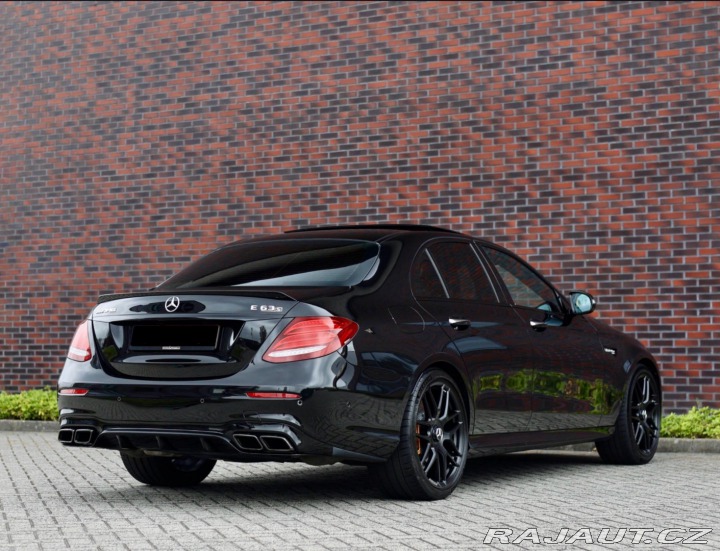 Mercedes-Benz E E63s AMG 4-matic+ | Pake 2017