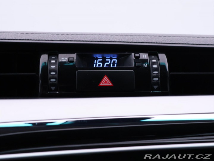 Toyota Hilux 2,4 D-4D Aut. CZ Executiv 2020