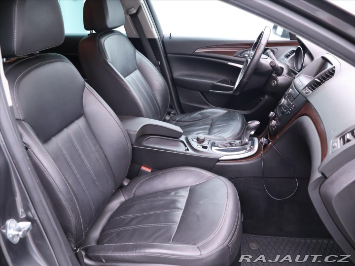 Opel Insignia 2,0 CDTI 118KW Xenon Navi 2009