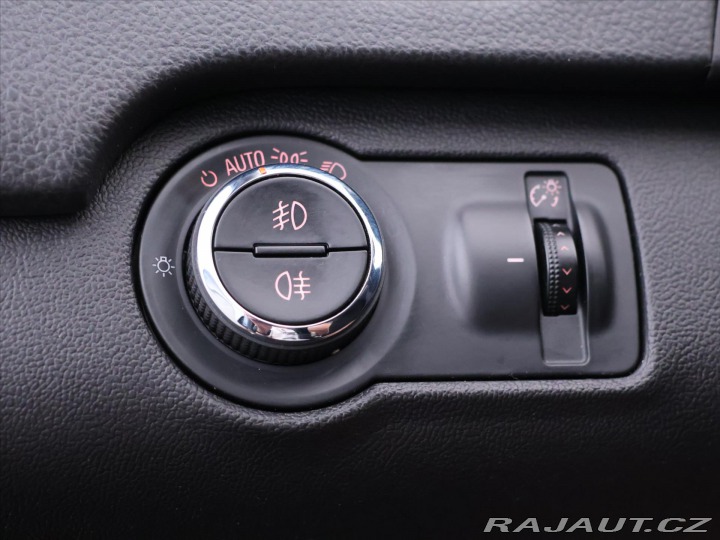 Opel Insignia 2,0 CDTI 118KW Xenon Navi 2009