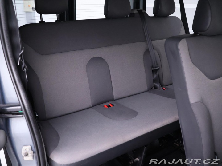 Renault Trafic 2,0 dCi 84kW Passenger CZ 2013