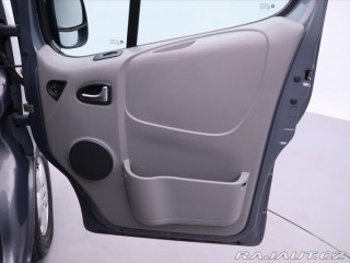 Renault Trafic 2,0 dCi 84kW Passenger CZ 2013