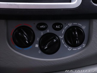 Renault Trafic 2,0 dCi 84kW Passenger CZ 2013