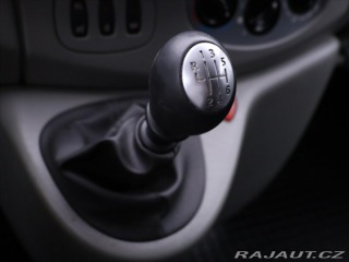 Renault Trafic 2,0 dCi 84kW Passenger CZ 2013
